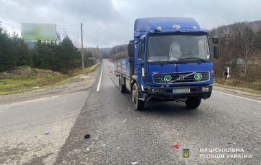 На Тернопільщині вантажівка збила пішохода