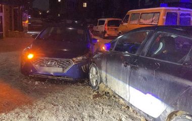 Водій під наркотиками вчинив аварію на Білогірській