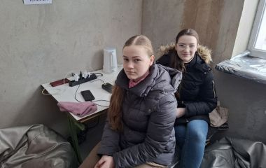 Журналісти перевірили пункти обігріву у Тернополі: що дозволять зарядити, чи є чай і тепло