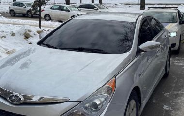 Водійку під наркотиками, позбавлену права керувати авто на 10 років, зупинили на вулиці Крушельницької