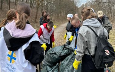 Понад 50 мішків сміття зібрали під час екоакції у парку «Сопільче»