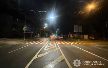 16-річного хлопця без свідомості доставили до лікарні після аварії на Злуки