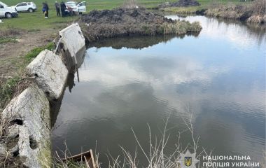 У водоймі на Тернопільщині втопився чотирирічний хлопчик