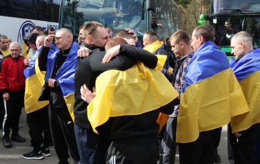 Наші вдома: 193 українські воїни повернулися додому в межах обміну (оновлене)