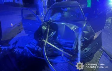 П'яний водій на Миру влетів в огорожу — є травмовані