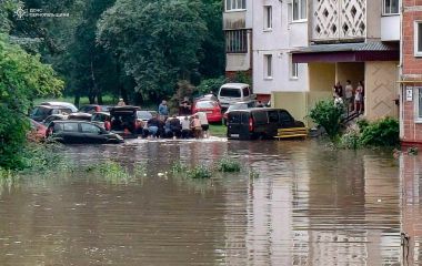 Злива на Тернопільщині: вода затопила будинки, підвали та гаражі у трьох населених пунктах