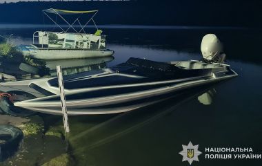 На Сереті зіткнулись два човни: водія одного з них судитимуть за загибель 56-річного чоловіка