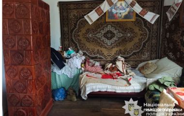 Смертельне застілля на Бережанщині: поліція повідомила про підозру 43-річному чоловіку
