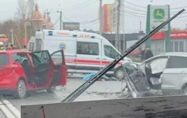ДТП у Смиківцях: загиблий і троє травмованих, серед них дитина