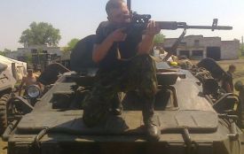 Загиблого Віктора Семчука везуть почесною колоною додому