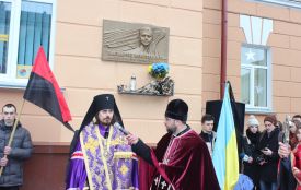 Відкрили барельєф Героя Небесної Сотні Назара Войтовича