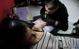 Як обрати тату салон та майстра, щоб татуювання минуло без наслідків