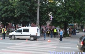 Біля "Універсаму", де часто збивають пішоходів, хочуть зробити підвищений пішохідний перехід