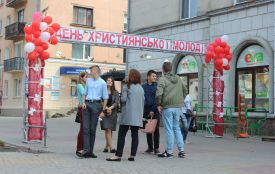 Шестигодинний флеш-моб триває у Тернополі
