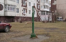 Тернопіль без води. Список колонок-качалок, де можна набрати