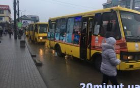 Тернополянка викликала поліцію, бо водій  маршрутки відмовився дати провалідований квиток