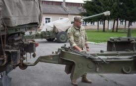 "Гармата нам тепер, як рідна жінка". Тернопільські бійці лагідно називають машини Люсями і Галями