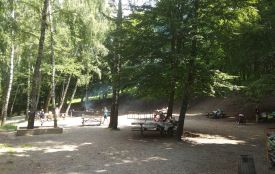 Фото дня: туалет у Парку здоров'я досі без дверей