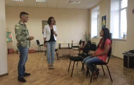 За що канадські чоловіки платять своїм дружинам