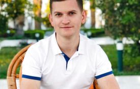 “Я не той адвокат, який буде “вмонтовуватись” в систему”: Ростислав Небельський про роботу і особисте