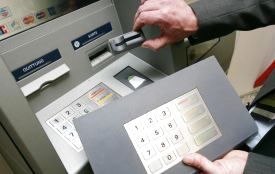 Як захистити себе від крадіжки коштів з банківської карти