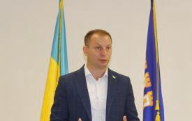 Степана Барну звільнили з посади голови ОДА. Його функції тимчасово виконуватиме заступник Іван Крисак