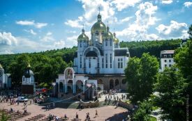 Хто на Тернопільщині у вересні йде на прощу у Зарваницю (графік)