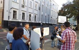 "Перестаньте нищити Тернопіль" : жителі міста  вимагають припинити незаконне будівництво