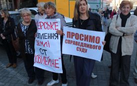 Дачники з "Аляски" вимагають справедливого суду
