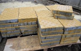 Тротуар на Лесі Українки буде з велодоріжкою і тактильною плиткою для людей з вадами зору