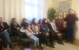 У бібліотеці-музеї "Літературне Тернопілля" показали три нових відеокліпи тернопільських митців