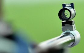 У Тернополі п'яний чоловік стріляв з гвинтівки по вікнах сусіда