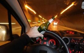Патрульні розшукали водія, який п'яним роз'їжджав вулицями Тернополя на Land Rover