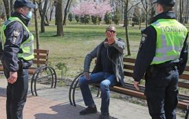 Суд оштрафував тернополянина за перебування без маски на дитячому майданчику і дрібне хуліганство