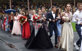 Піша хода через все місто і урочисте нагородження найкращих. Як святкуватимуть випускний у Тернополі?