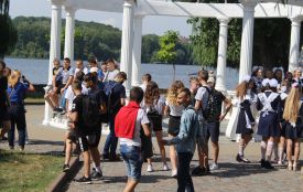Хто в парк святкувати, а хто додому. Як відпочивають тернопільські школярі на День знань (ФОТОРЕПОРТАЖ)