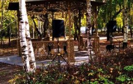 На бульварі Д. Галицького облаштовують бювет
