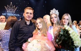 Корону "Міс Тернопіль-2021" отримала Марта Резніченко. Кого ще нагородили? (ФОТО)