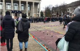 Тернополян запрошують запалити свічку пам'яті на Театральному майдані