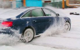 Що мати взимку в авто і як їздити, коли мороз і туман? Лайфхаки від автоексперта з Тернополя