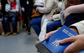 Що робити громадянам України, які перебувають за кордоном: роз'яснення МЗС