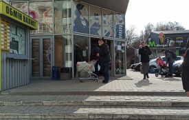 Як з готівкою і чи всюди можна сплатити карткою у магазинах та аптеках (РЕПОРТАЖ)