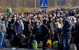 Людей уже менше, багато чоловіків повертаються: яка ситуація на західному кордоні України