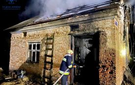 У Смиківцях горів житловий будинок