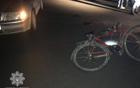 У Тернополі автівка збила велосипедиста. Які правила варто знати власникам двоколісного транспорту?