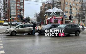 ДТП на Злуки, утворився великий затор. Дізналися деталі