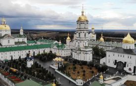 Чи є законні підстави для припинення договору оренди Почаївської лаври моспатріархатом?