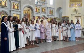 Відмовилися від святкування випускного, а кошти передали на ЗСУ