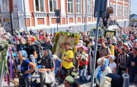 Паломники УПЦ (мп) вже на території Почаївської лаври
