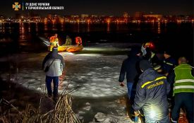 На Тернопільському ставі рятували рибалку